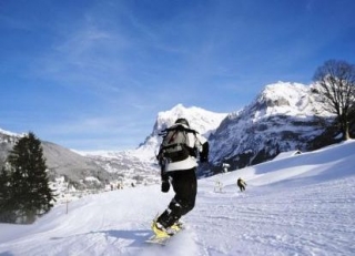 Escuela de Esquí Snowboard Ozono